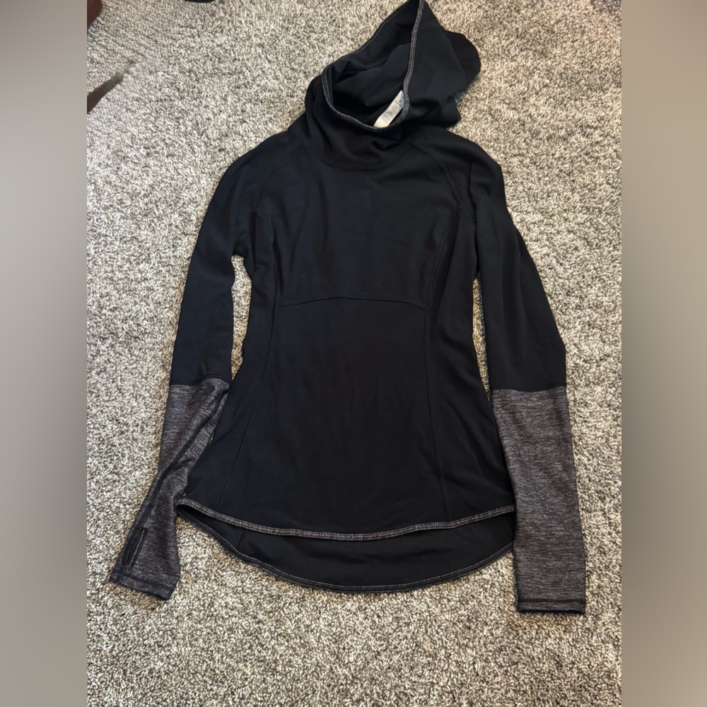 lululemon athletica Black and Gray Long Sleeve Top